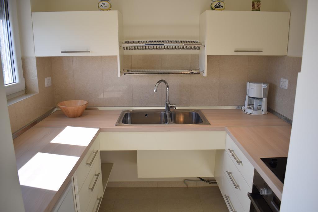 Apartment Mary Porat  Εξωτερικό φωτογραφία